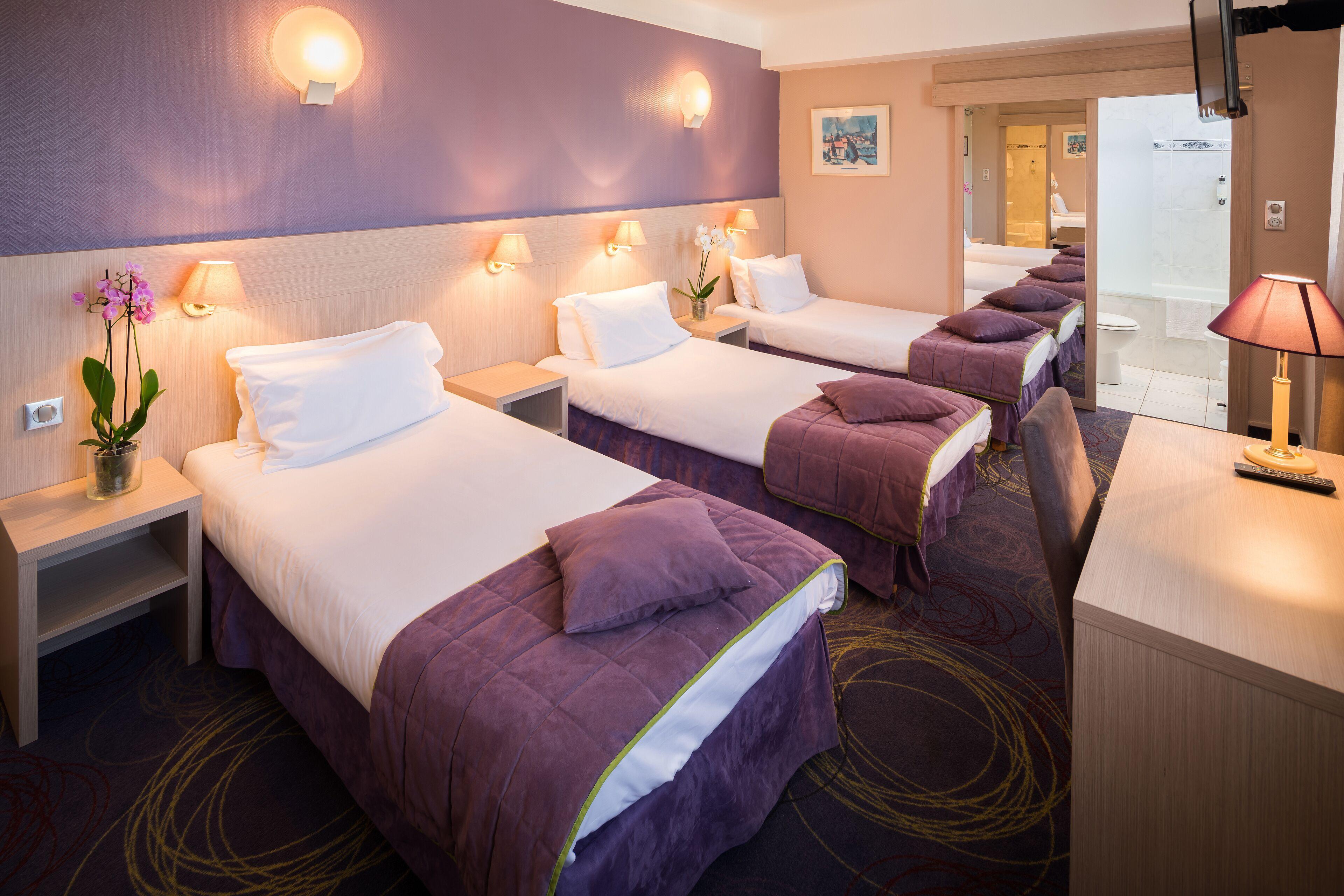 Triple Room